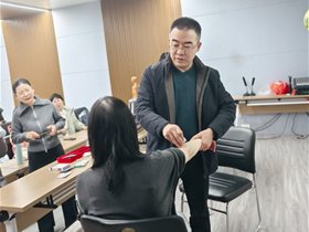 雷锋月践初心 义诊拥军暖人心——平衡针灸专家团队走进社区乡村为退役军人送健康