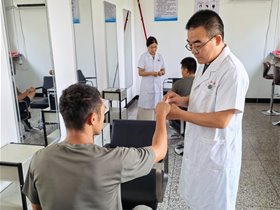 情系军营庆八一｜源自军营的平衡针灸走进革命老区平山驻地部队